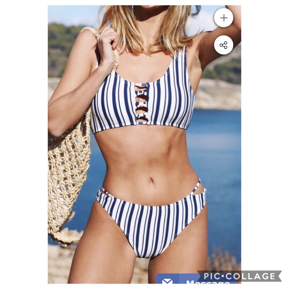 Cupshe Other - Blue & White striped bikini small
